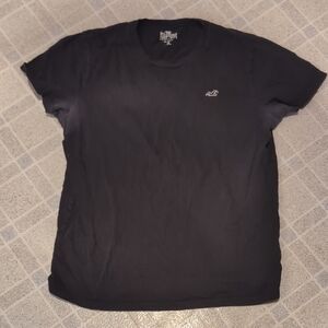 Hollister Men's Black T-Shirt